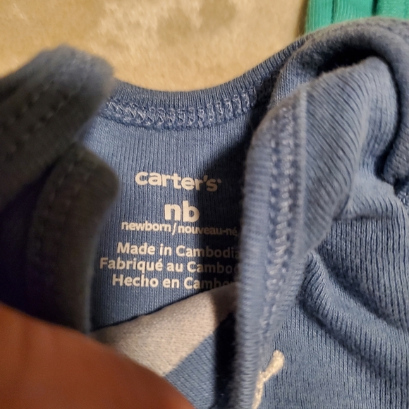 Sleeper/onesie/outfit bundle - Picture 14 of 14